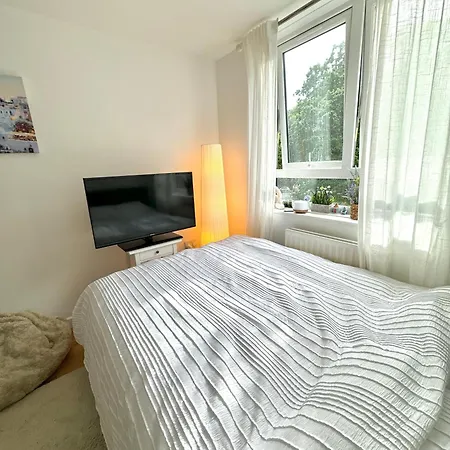 Bright And Cozy Room Breakfast Included London Exterior photo